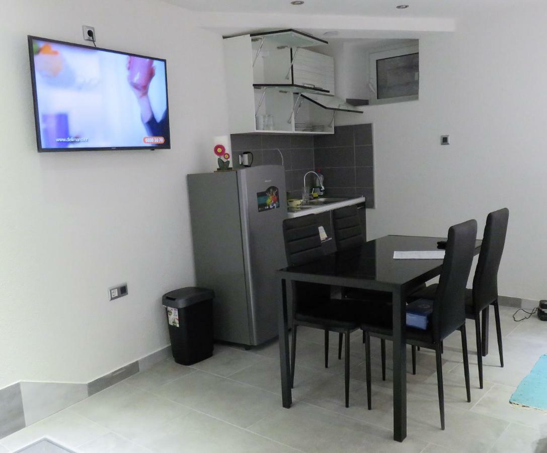 Apartament Cres Εξωτερικό φωτογραφία
